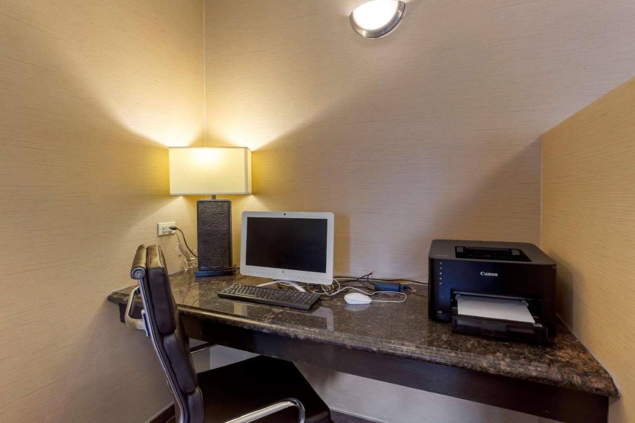 Comfort Inn Hobart-Merrillville I-65 Dış mekan fotoğraf