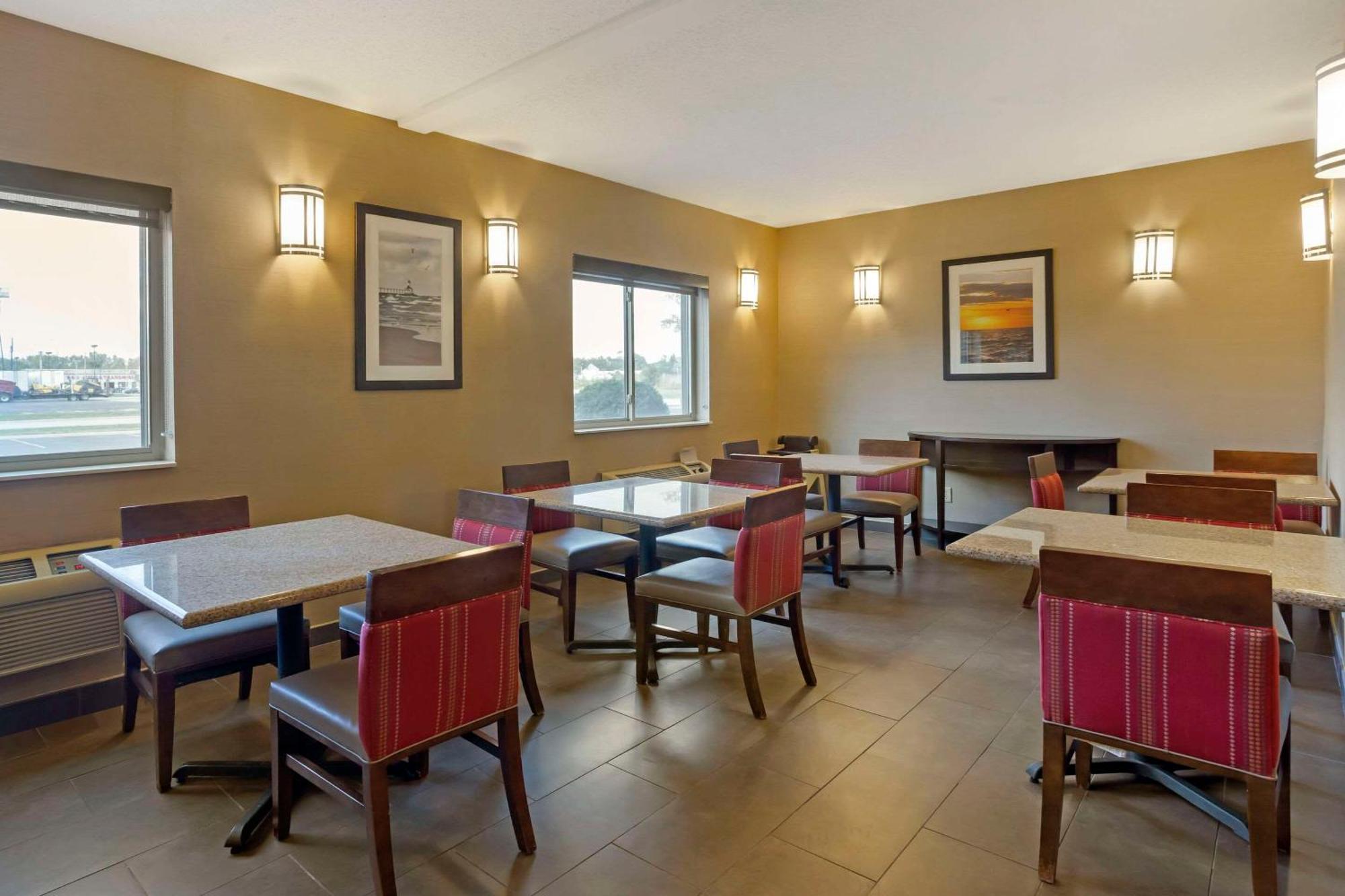 Comfort Inn Hobart-Merrillville I-65 Dış mekan fotoğraf